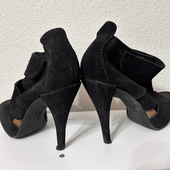 Pedro Garcia Charlie Women's Black Suede Peep Toe Cut Out Booties Sz 9.5 - Picture 6 of 7